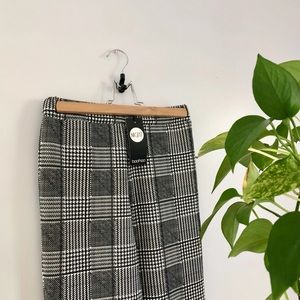 ✨NWT✨ Boohoo Trousers